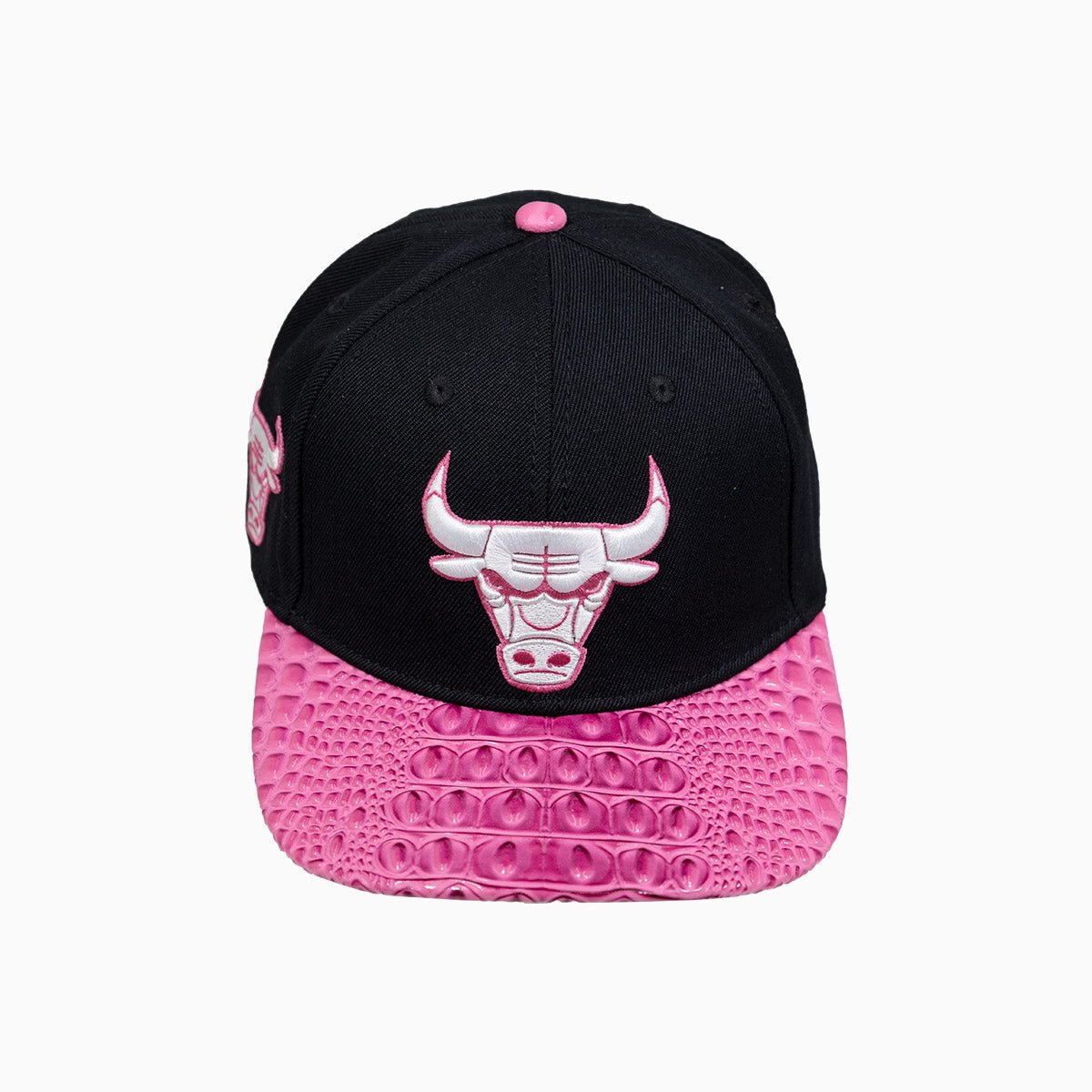 Chicago Bulls NBA Hat With Leather Visor