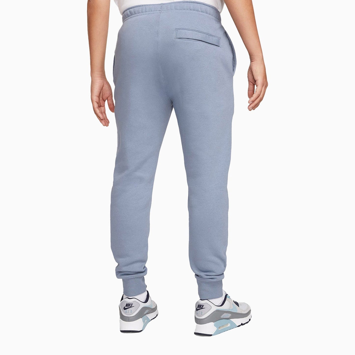 Men's Sportswear Club Outfit