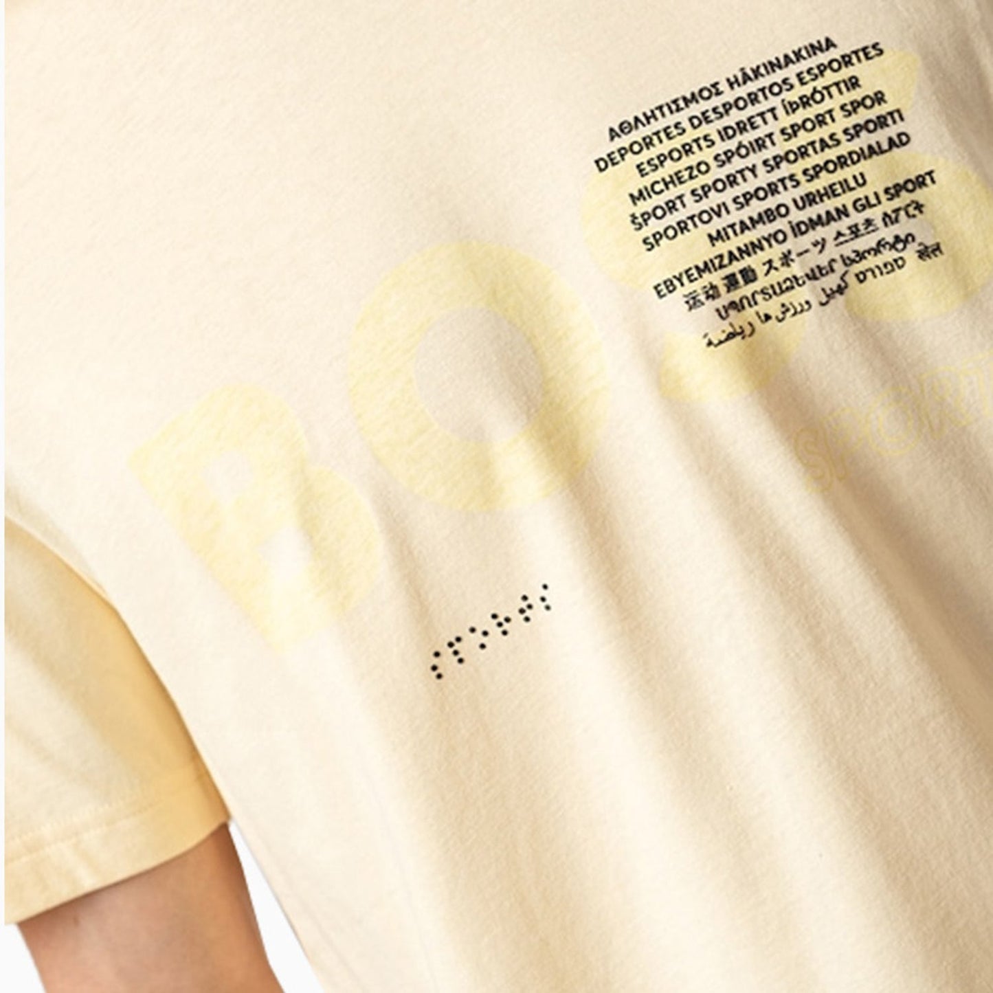 Men's Cotton Jersey Regular Fit T-Shirt With Signature Artwork