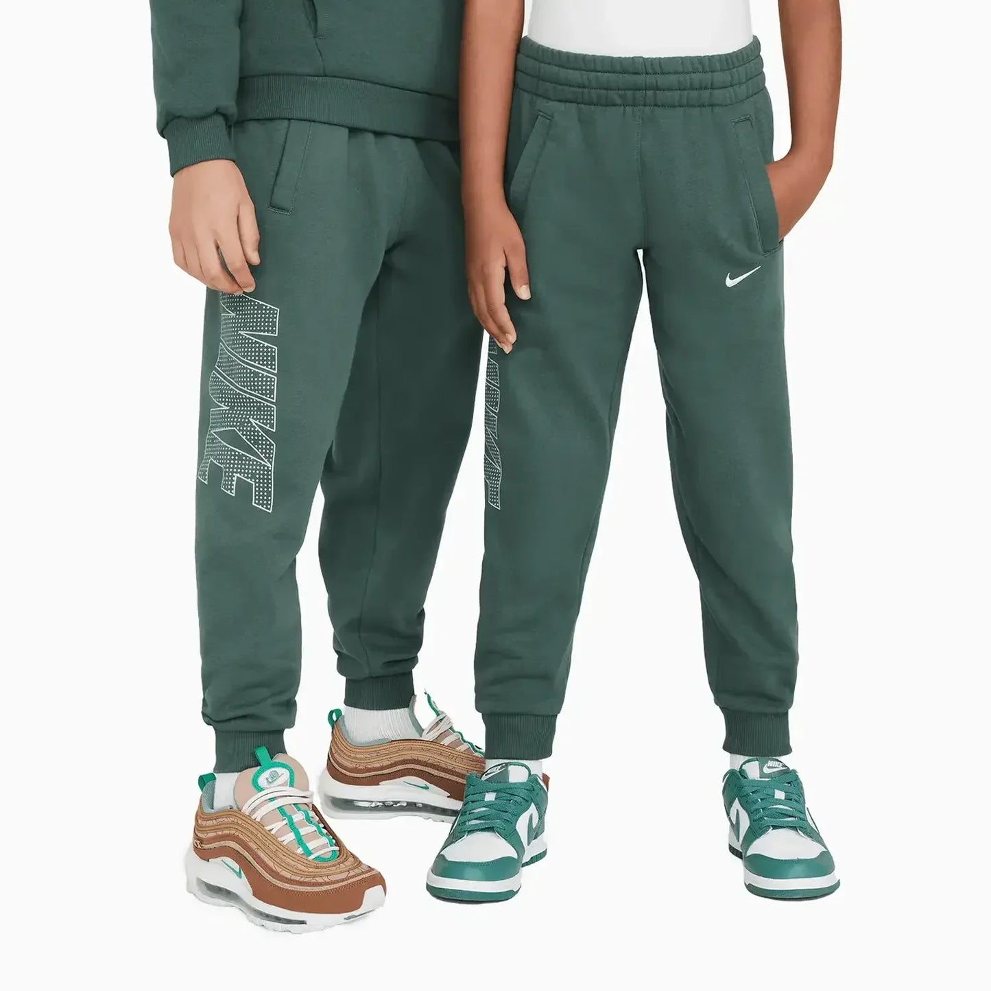 Kid's Sportswear Club Fleece Outfit
