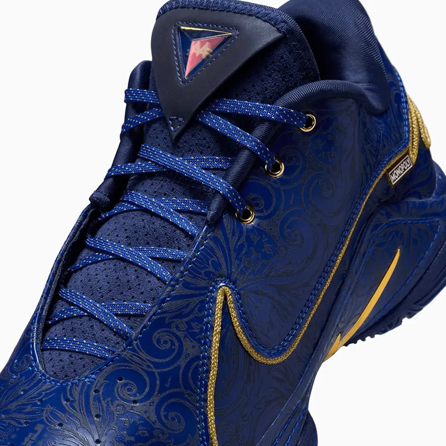 Men's LeBron XXII "Token"