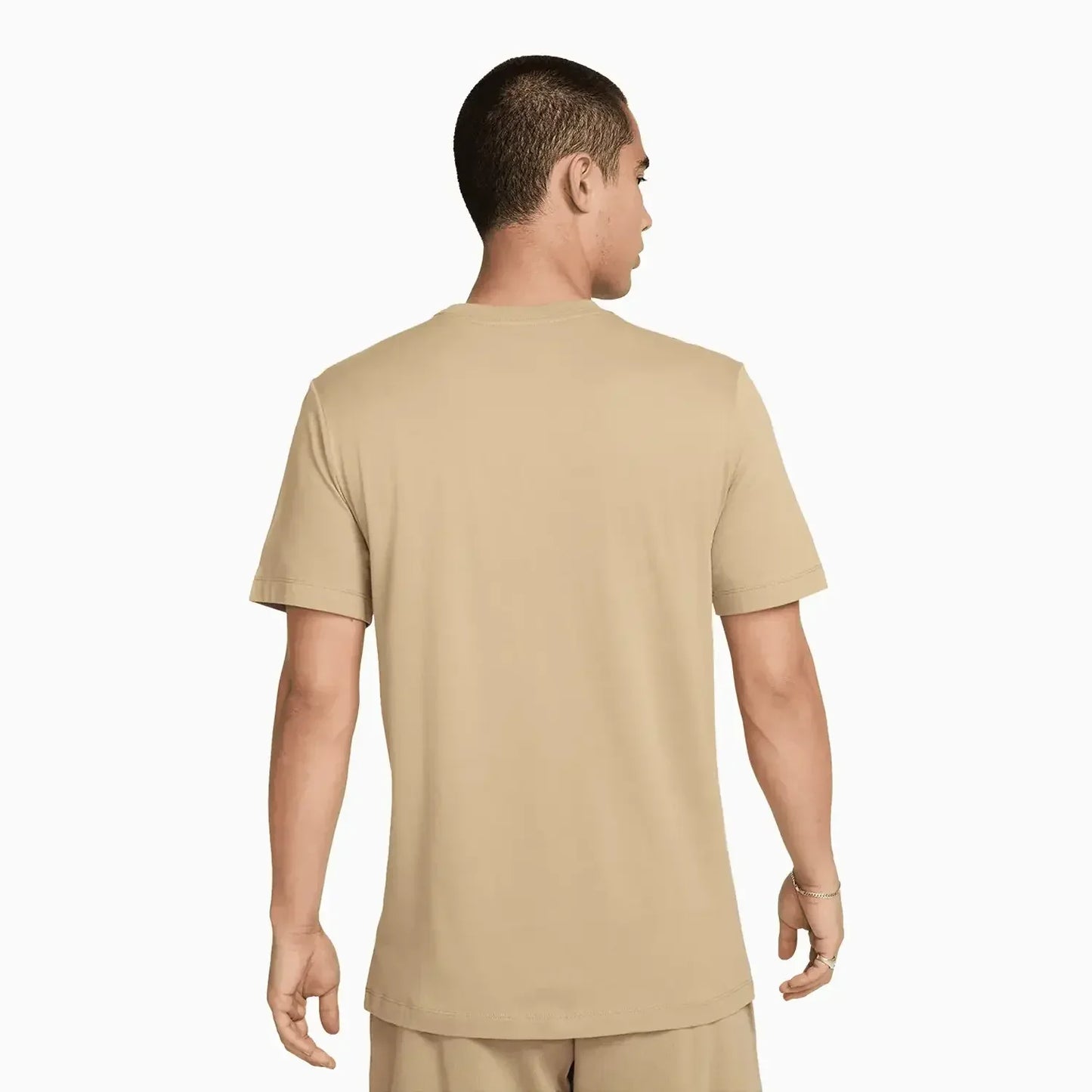 Men's Sportswear Club Outfit