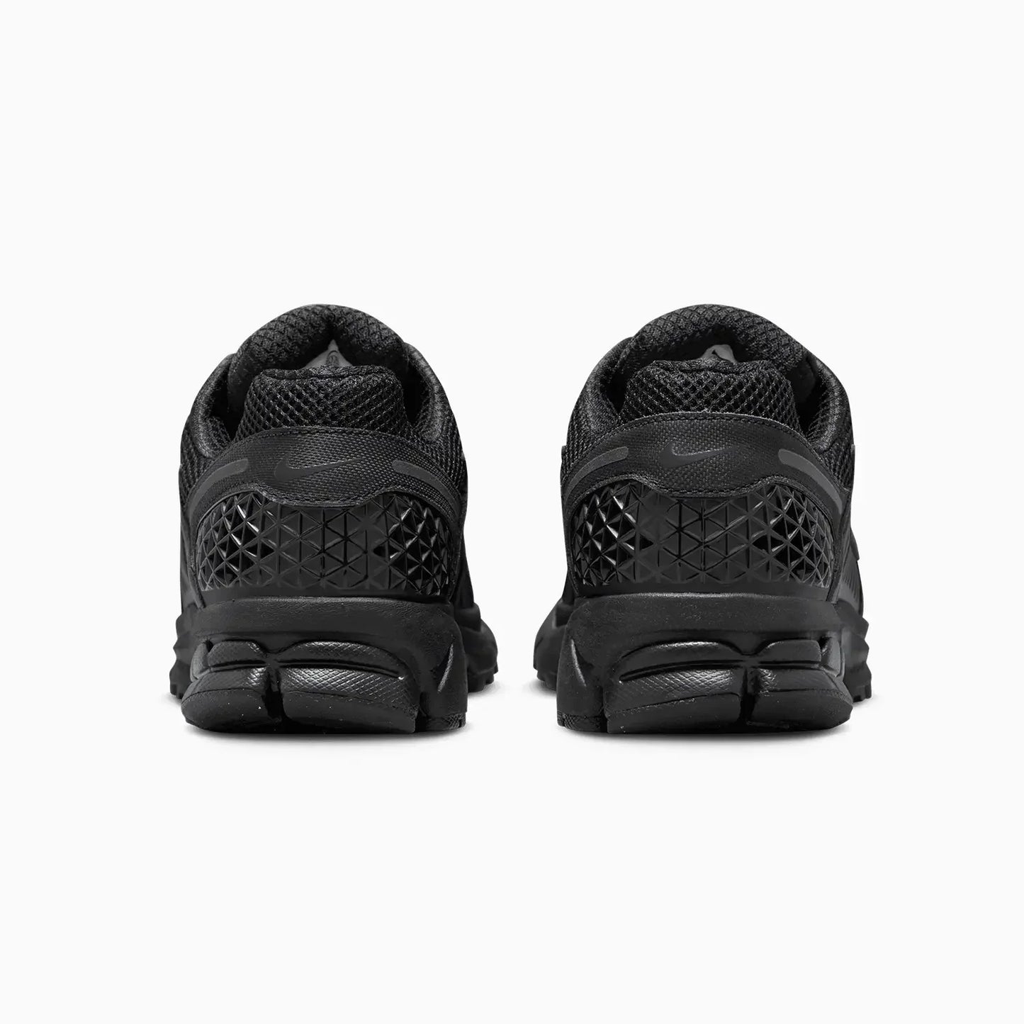 Men's Zoom Vomero 5 "Triple Black"