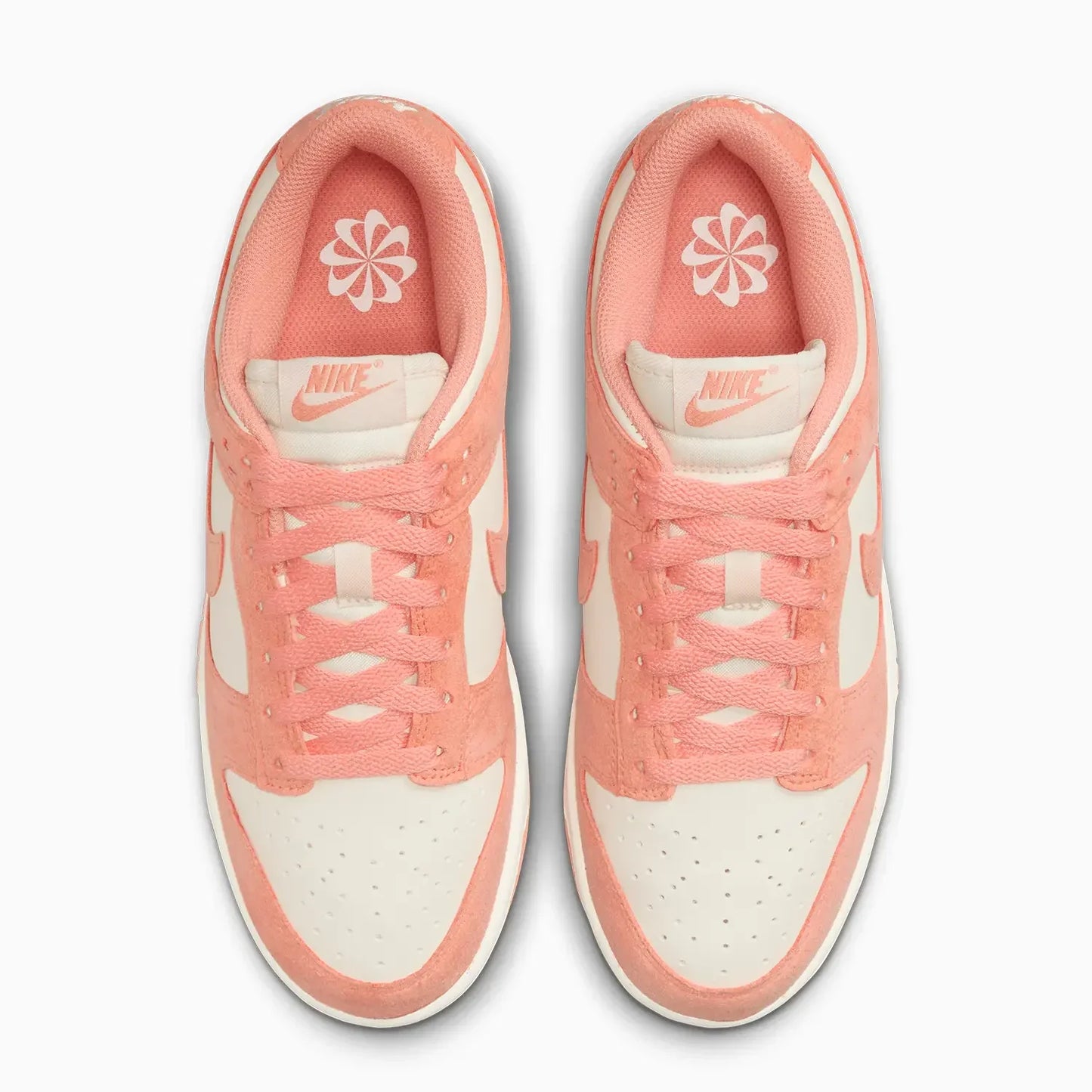 Women's Dunk Low "Apricot Agate"