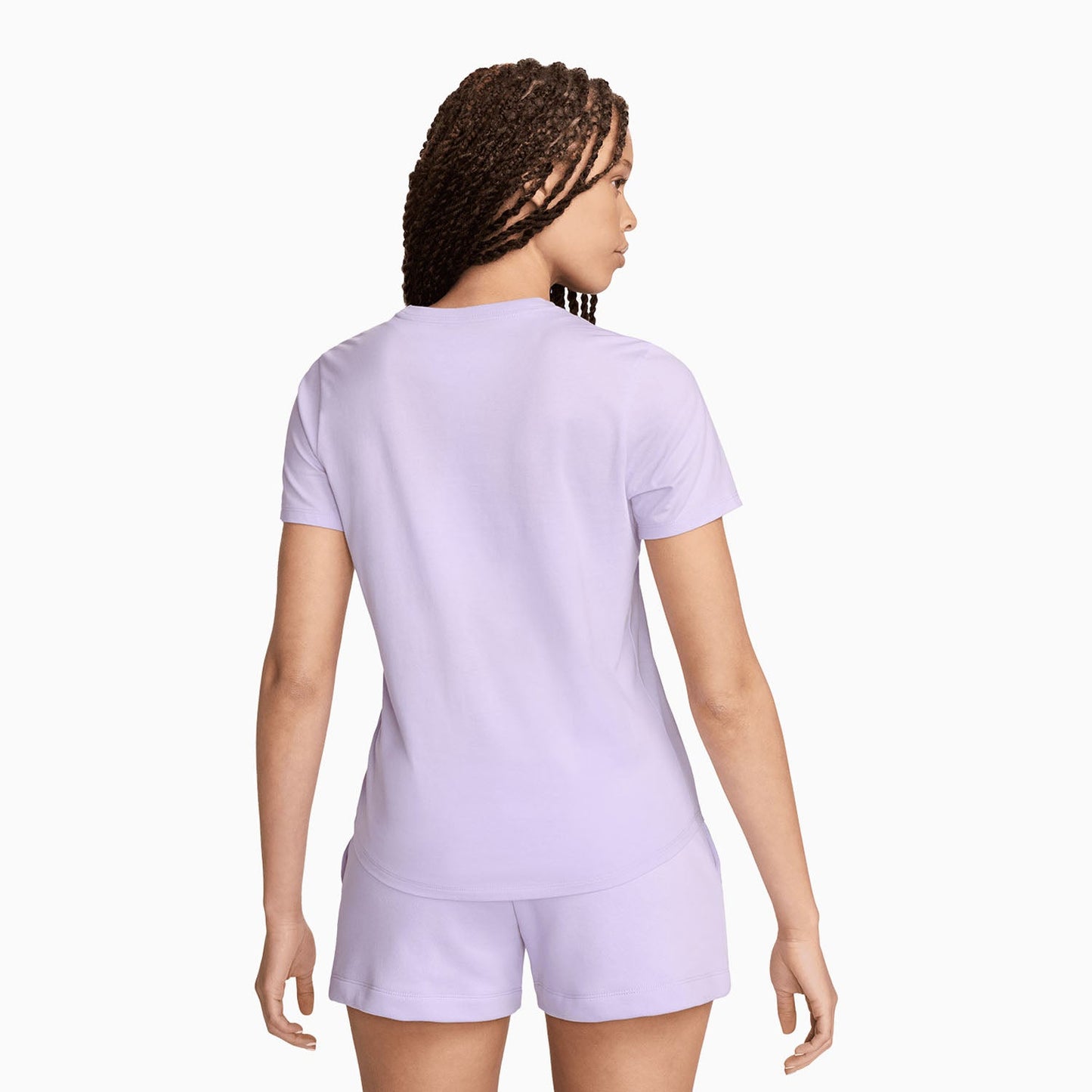 Women's Sportswear Essentials Outfit