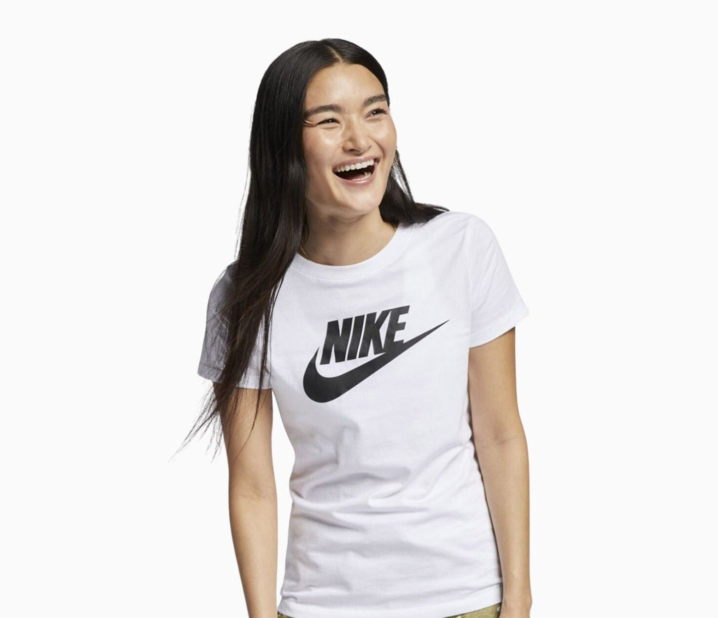 Women's Sportswear Essentials Outfit