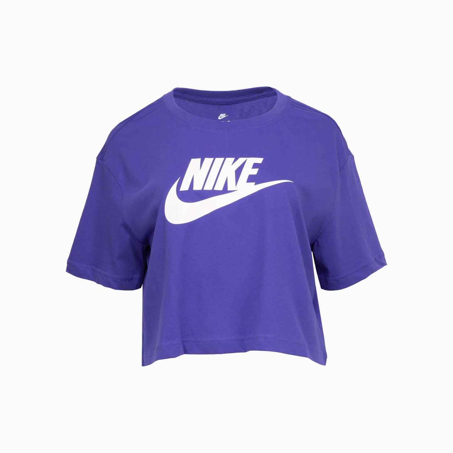 Women's Sportswear Essential Outfit