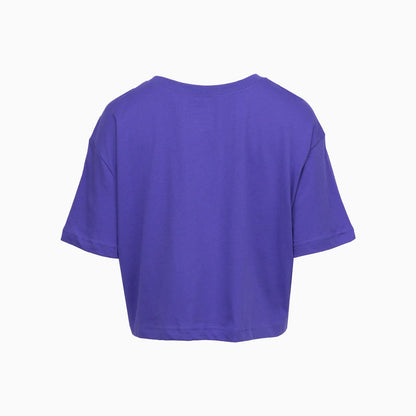 Women's Sportswear Essential Outfit