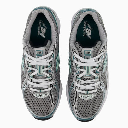 740 "Silver Metallic New Spruce"