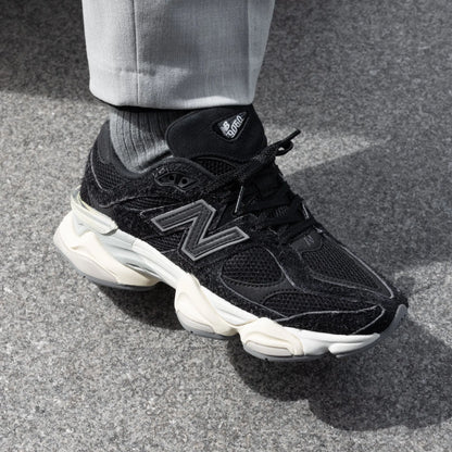 9060 "Black Sea Salt" Shoes