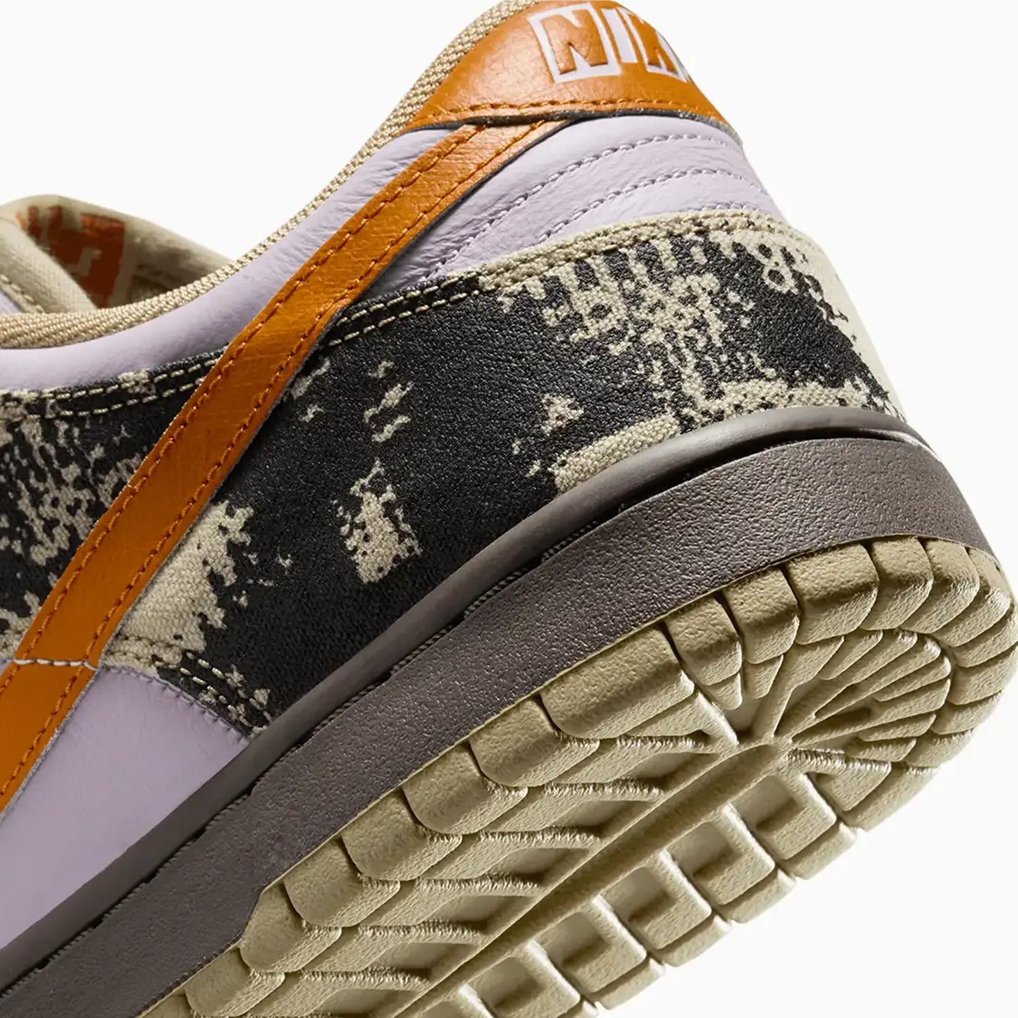 Dunk Low Retro Digital Camo LTD