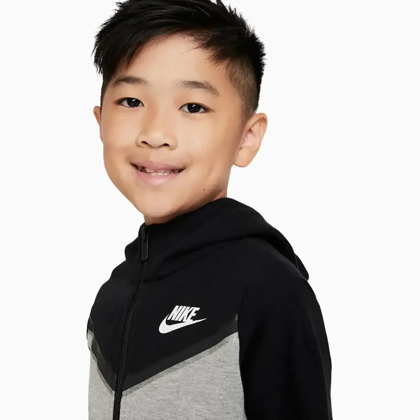 Kid's Sportswear Tech Fleece Outfit