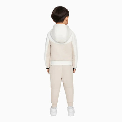 Kid's Sportswear Tech Fleece Outfit