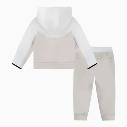 Kid's Sportswear Tech Fleece Outfit