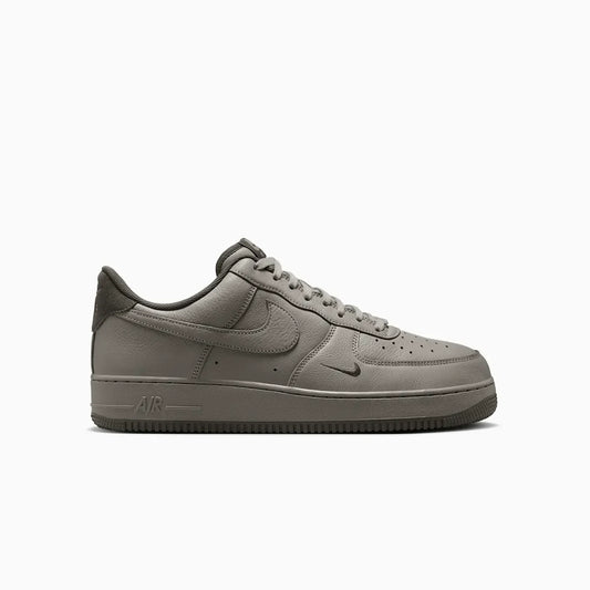Men's Air Force 1 07 LV8 "Light Army"
