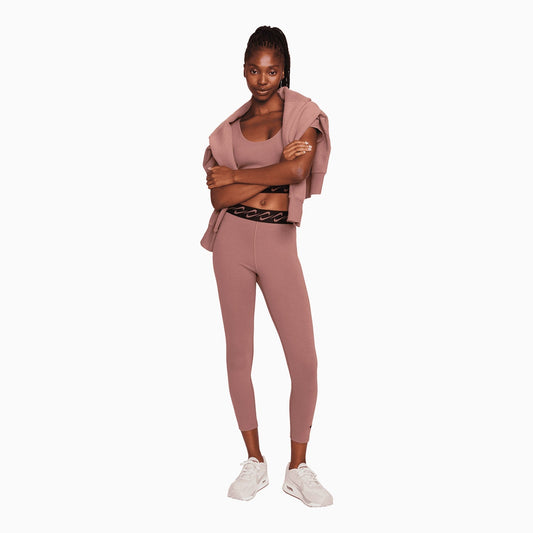 Women's Sportswear Essential Swoosh Outfit