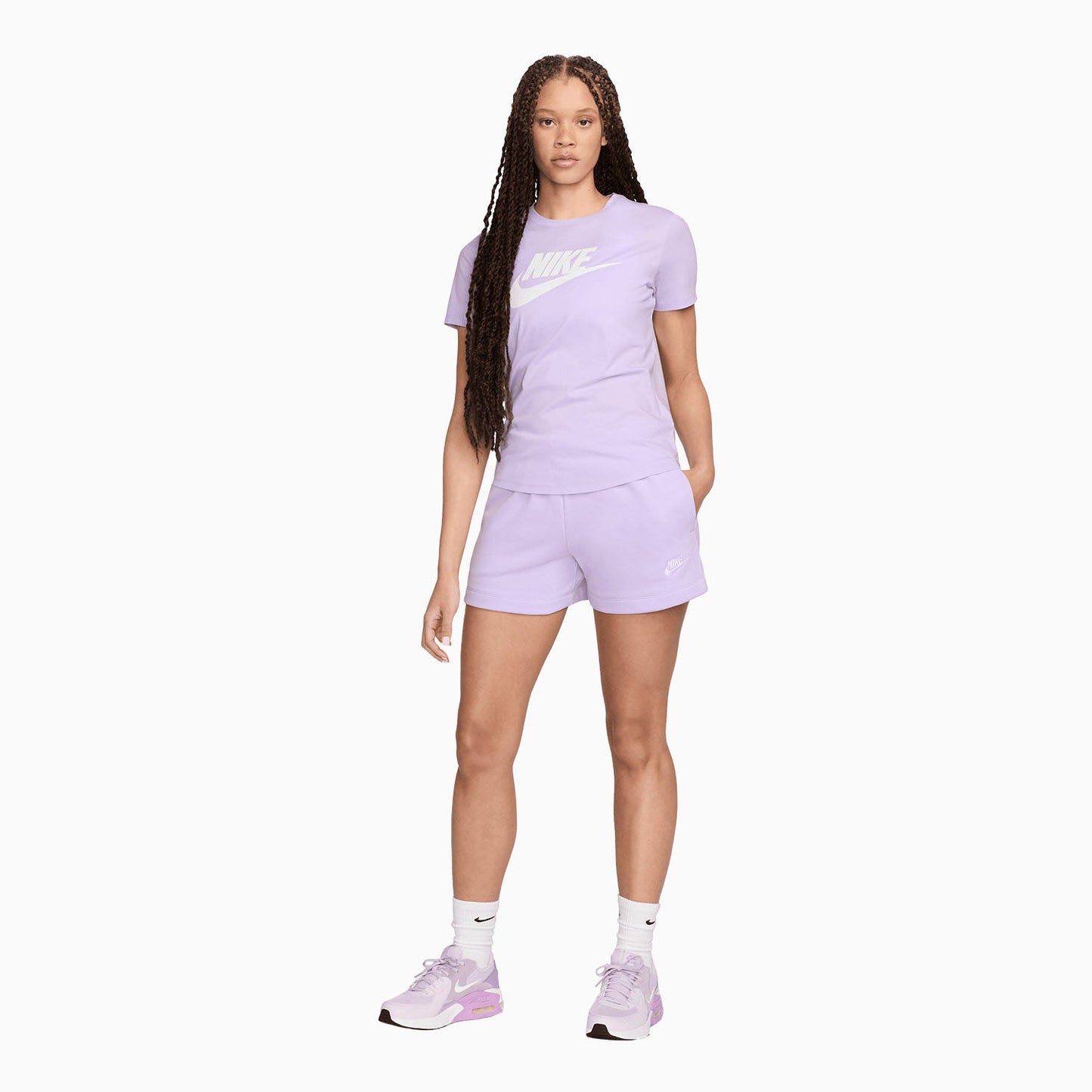 Women's Sportswear Essentials Outfit