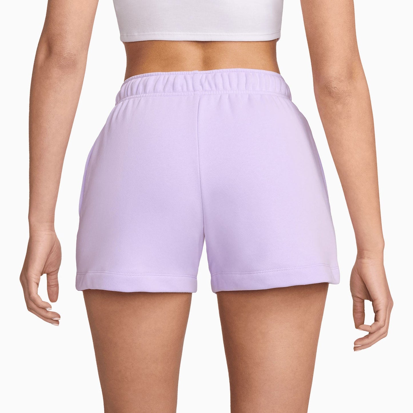 Women's Sportswear Essentials Outfit
