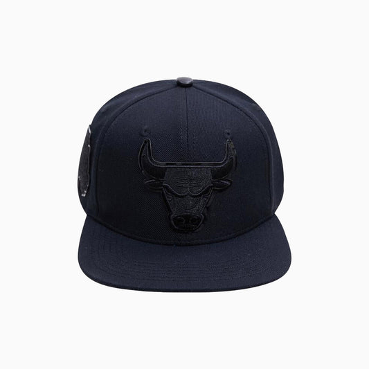 Chicago Bulls Triple Black Logo NBA Snapback Hat