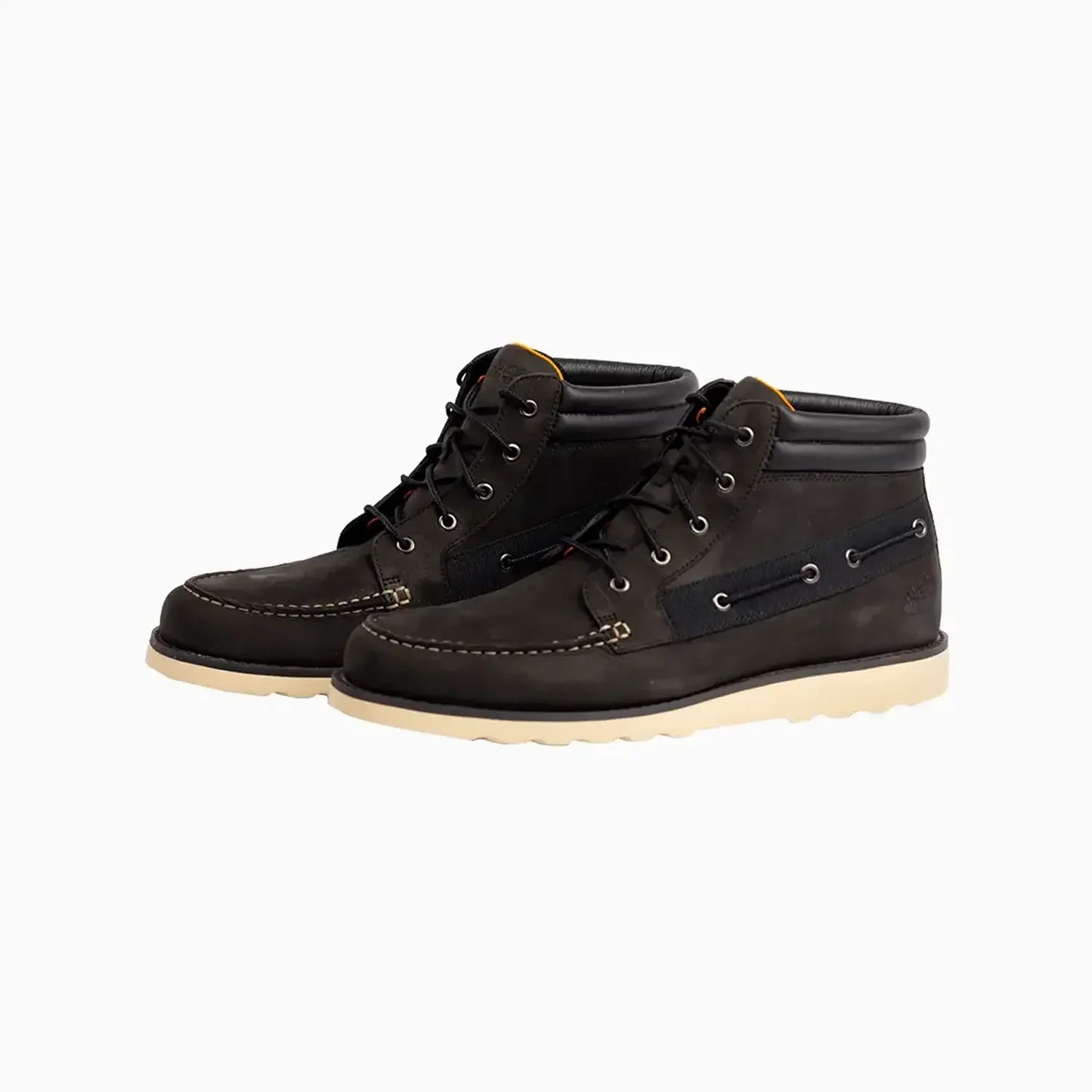 Men's Newmarket 5-Eye Chukka Boot