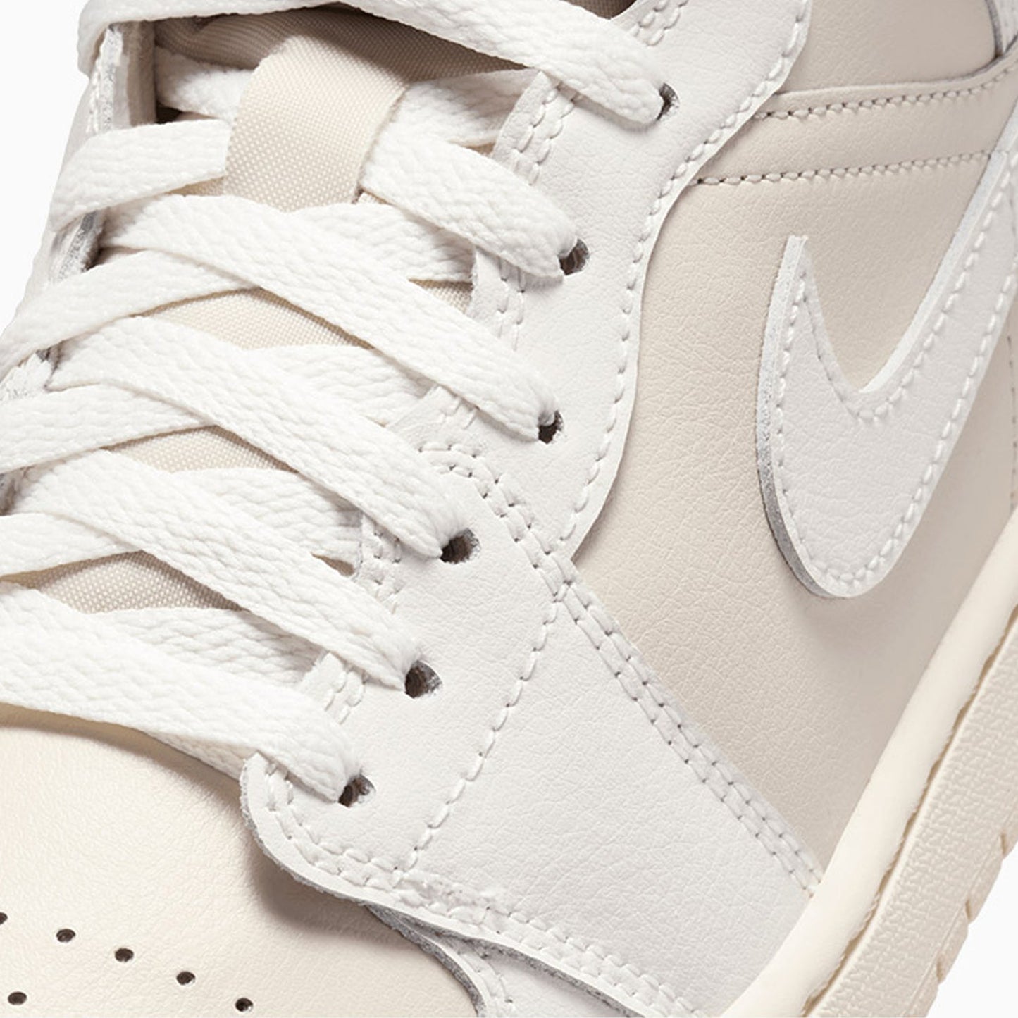 Women's Air Jordan 1 Mid